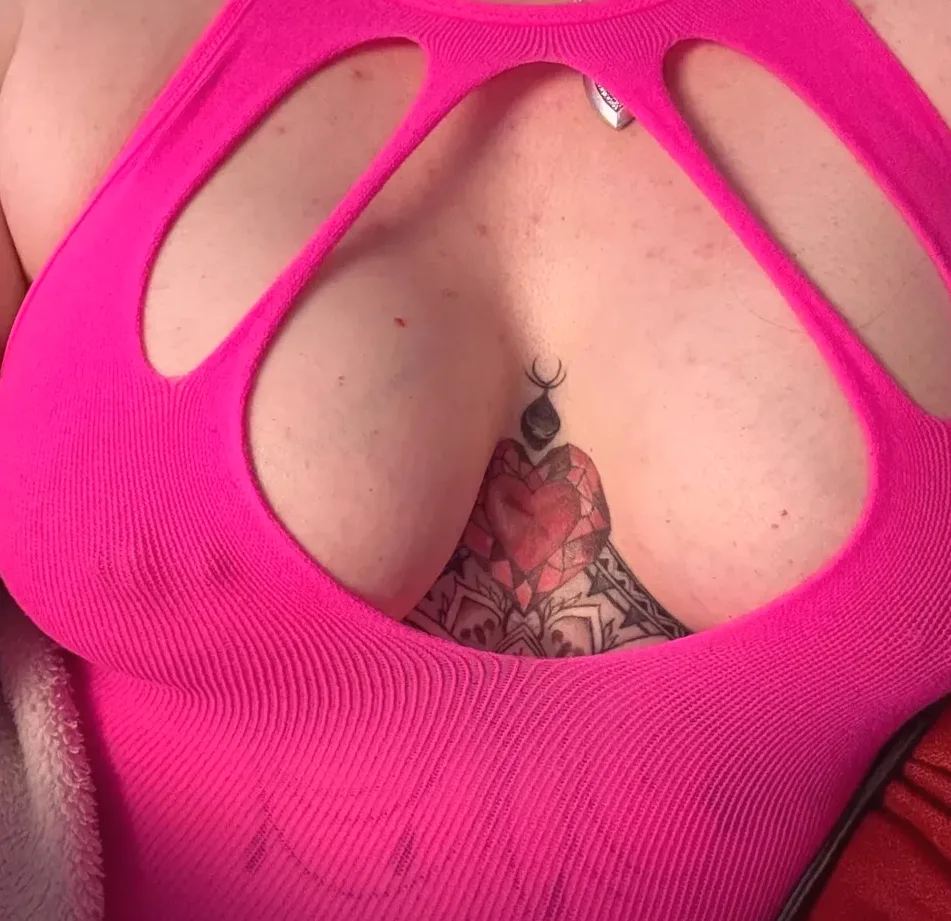 Rosa, 39